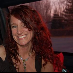 Meet your Posher, Pam